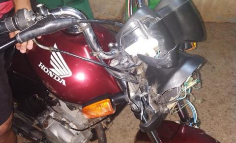 Colisão de motos deixa feridos em Mairi